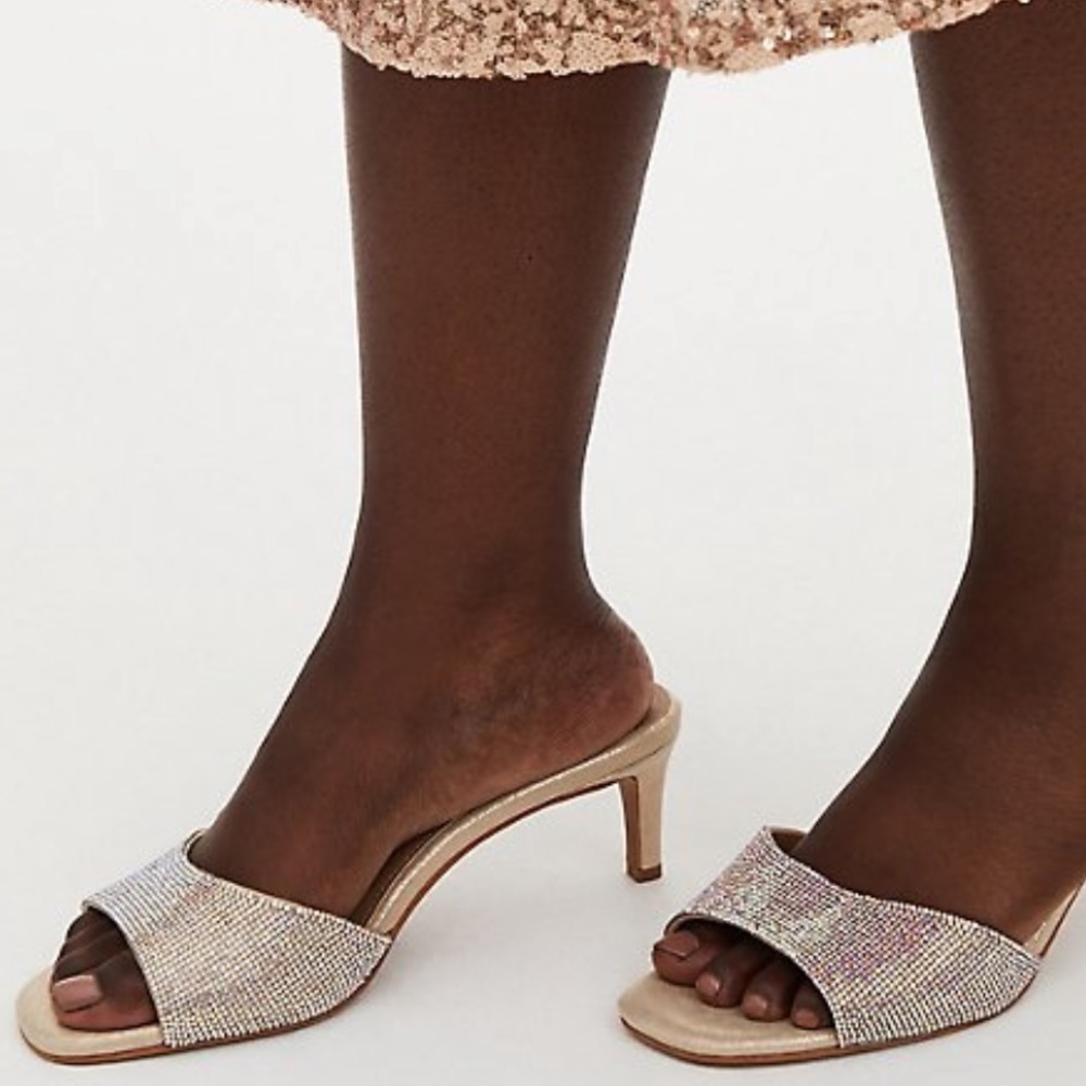 💕SOLD💕 Torrid GOLD RHINESTONE SQUARE TOE MULE size 7 - Picture 5 of 5